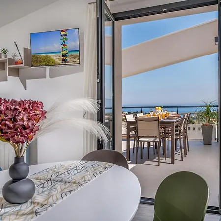 Located In A Quiet And Private Area Holiday home Castellammare del Golfo