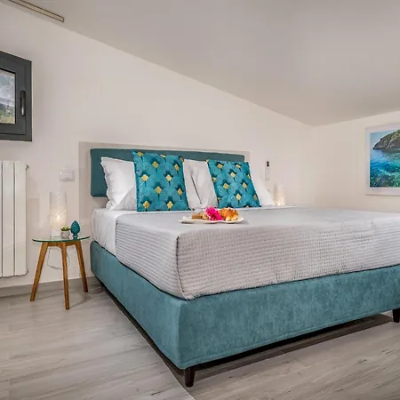 Located In A Quiet And Private Area Castellammare del Golfo